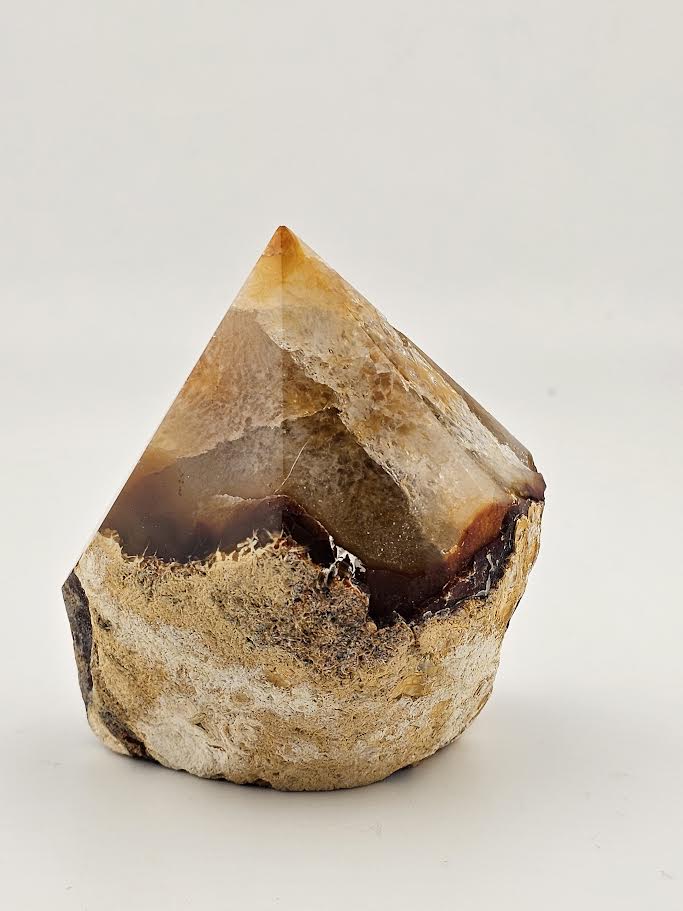 Agate Cut Base Point