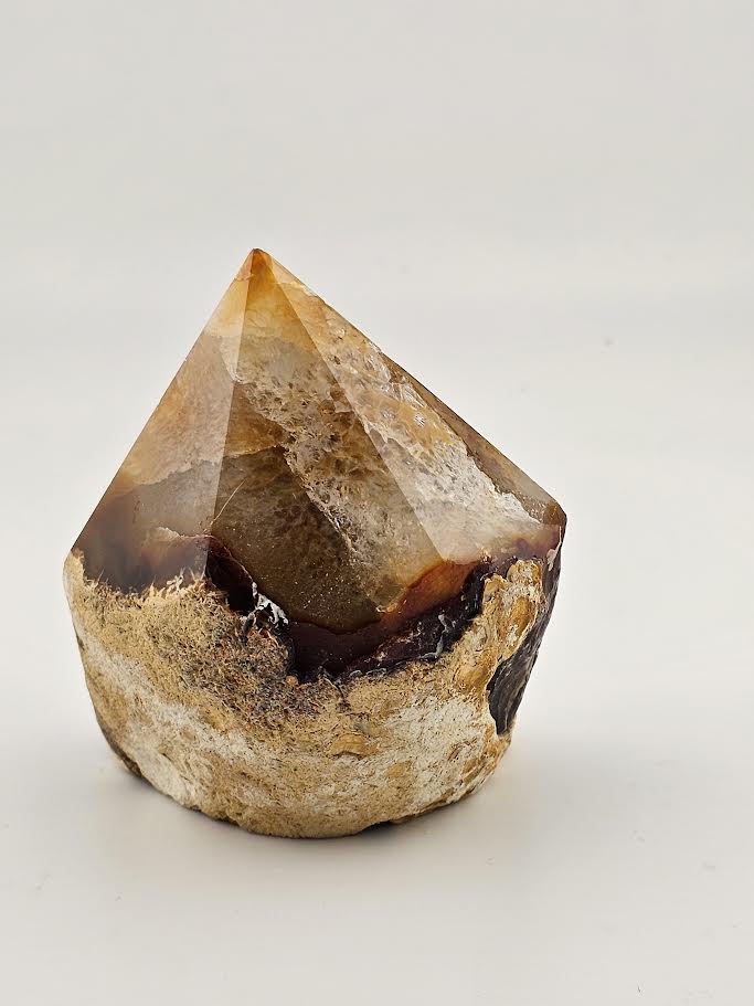 Agate Cut Base Point