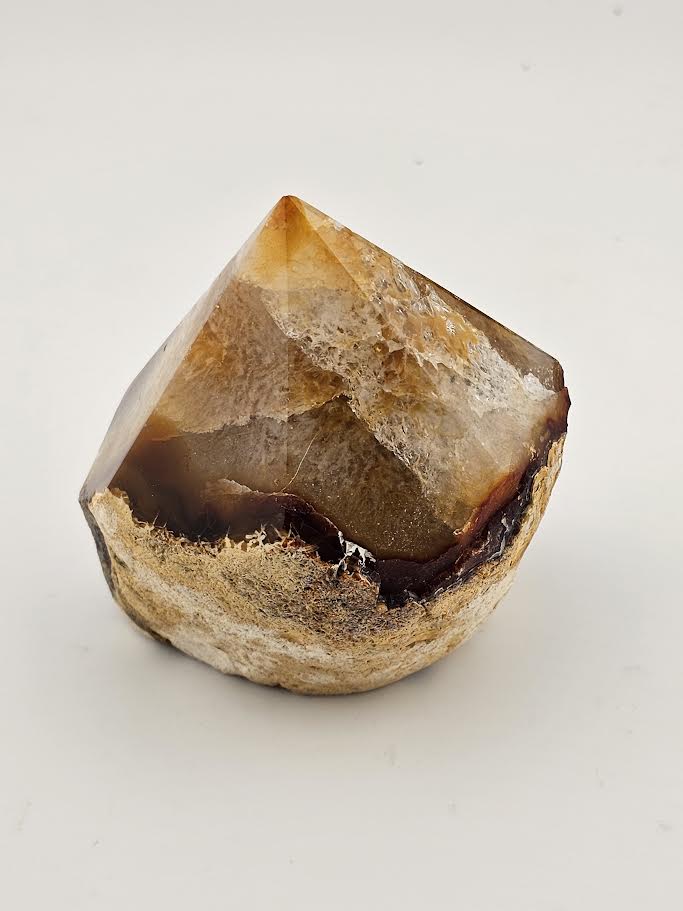 Agate Cut Base Point